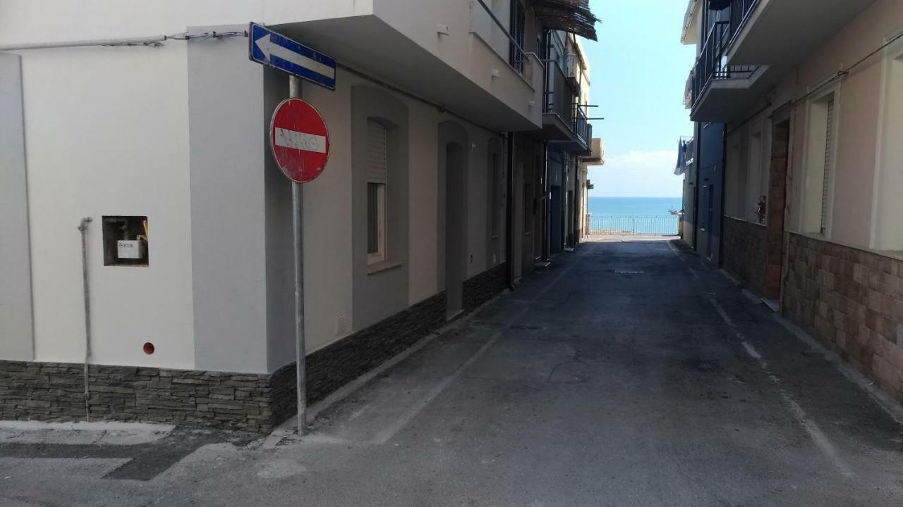 Casa Chiara Imbarco Isole Tremiti Villa Termoli Exteriör bild